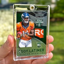 2010-11 Panini Totally Certified Green Parallels Red-Hot 16