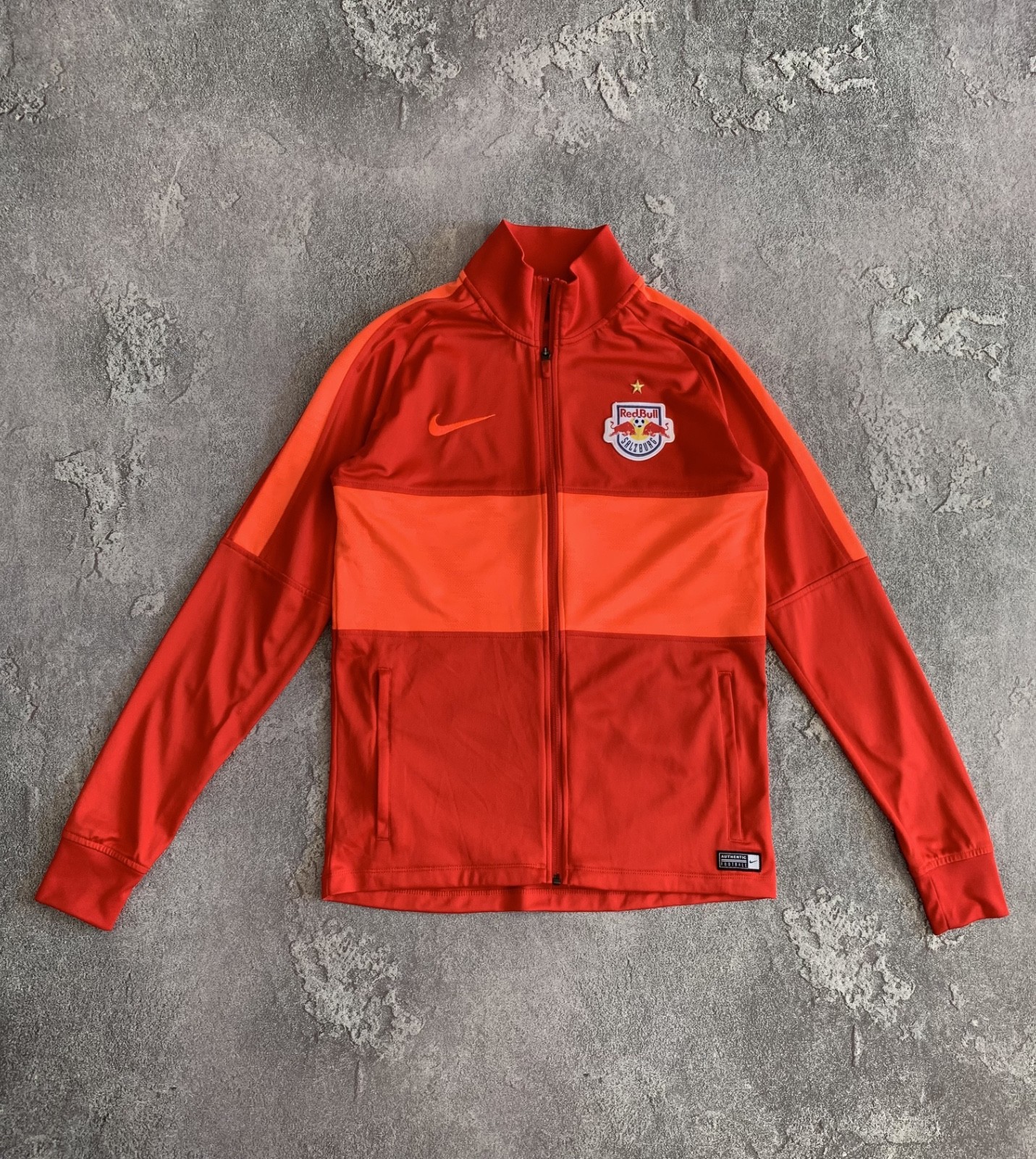 SACAI X NIKE Giacca Nike Red Bull Salzburg allenamento pista calcio calcio calcio taglia S uomo