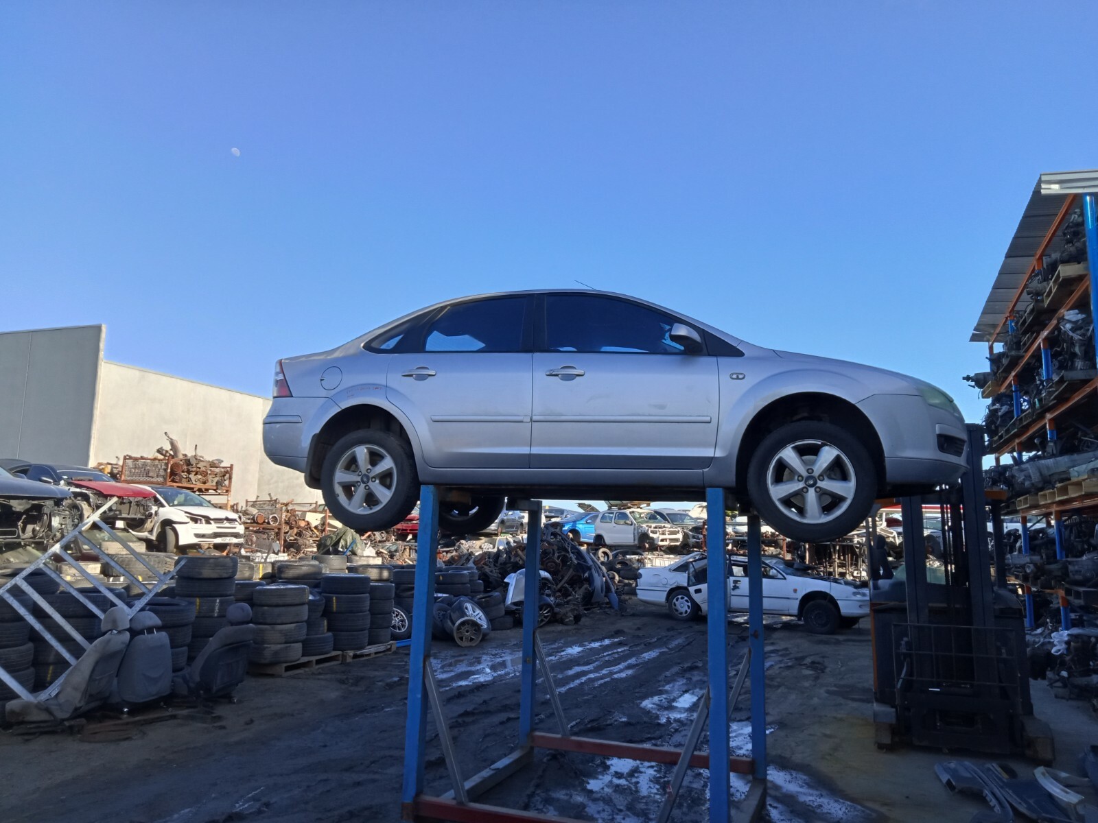 ford focus 04 07 fuel flap eBay