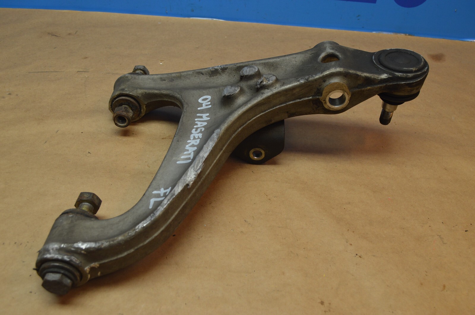 2004 M138 MASERATI GT COUPE  FRONT RIGHT PASSENGER SIDE LOWER CONTROL ARM