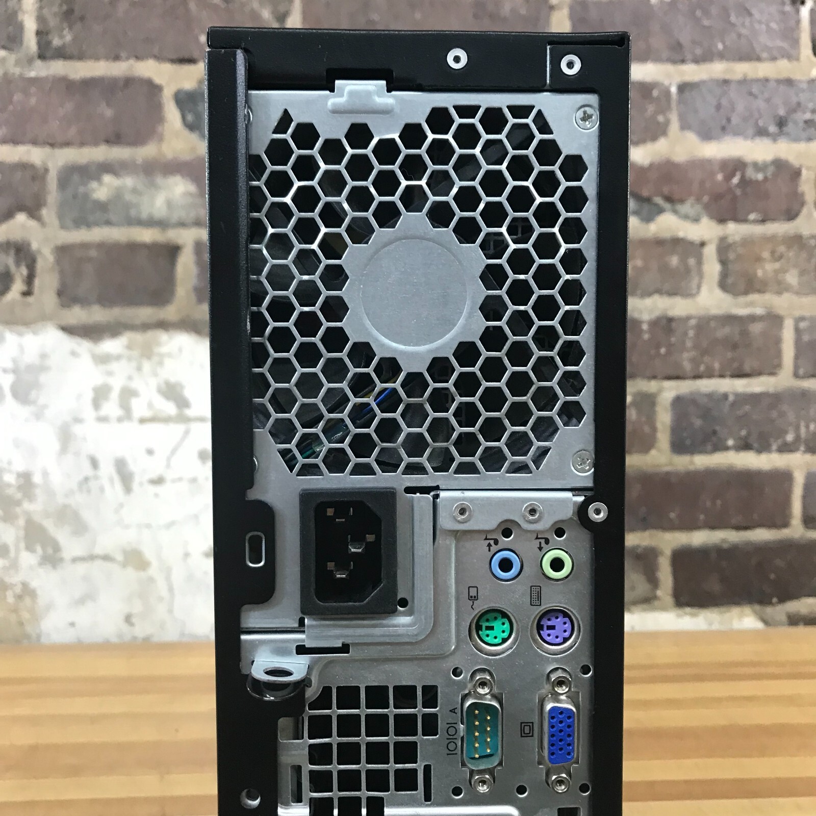 HP Compaq SFF PC Core 2 3.00GHz 4GB RAM 500GB HDD (Windows 7 Pro 32-Bit)