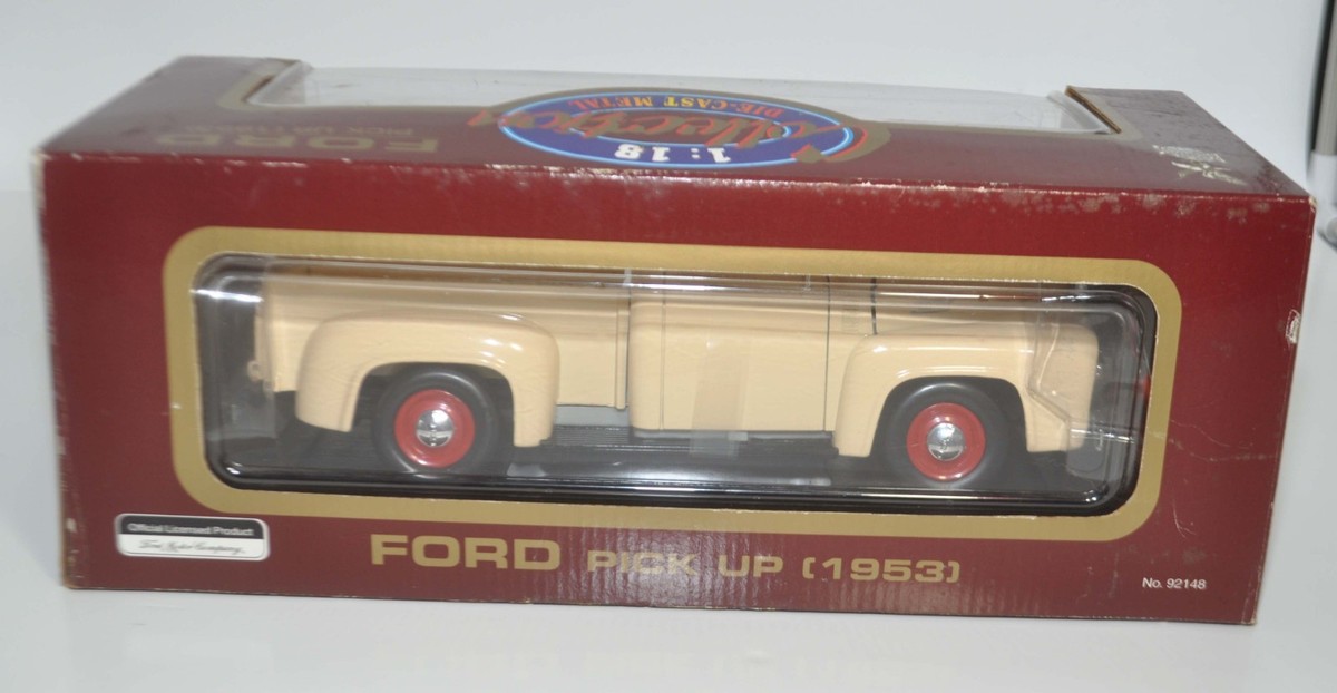 Road Signature 1953 Ford F-100 Pickup Truck Beige 1/18 Diecast Car