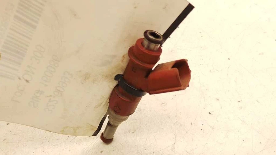 05-12 TOYOTA AVALON 3,5 L INYECTOR DE COMBUSTIBLE  Foto 3 de 4