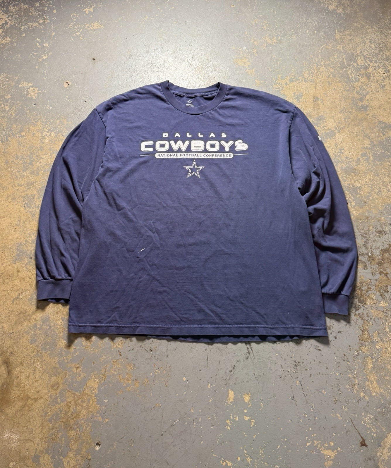 Vintage NFL Dallas Cowboys Y2K Distressed Long Sleeve Blue Graphic Shirt-Size XL