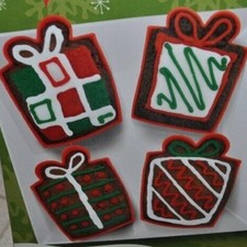 Christmas Silicone Baking Cups Present Shaped Wilton Set of 6 Oven Safe Cupcake