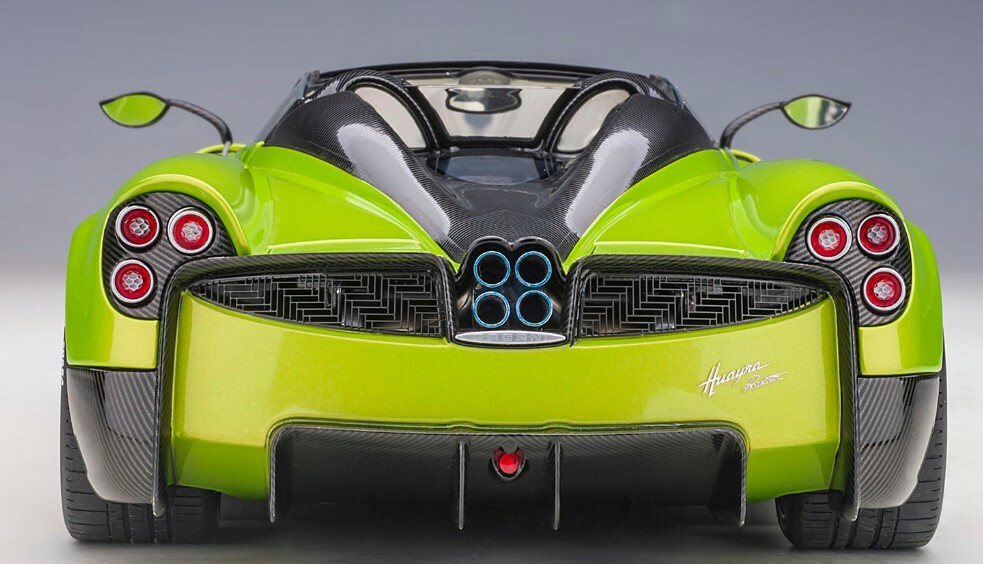 78288 AUTOart 1:18 Pagani Huayra Roadster Metallic Light Green