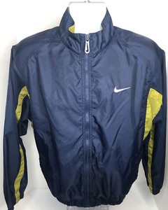 pull and bear green coat