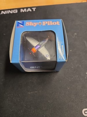 New Ray Sky Pilot 1/200 P-47D Thunderbolt Airplane #7