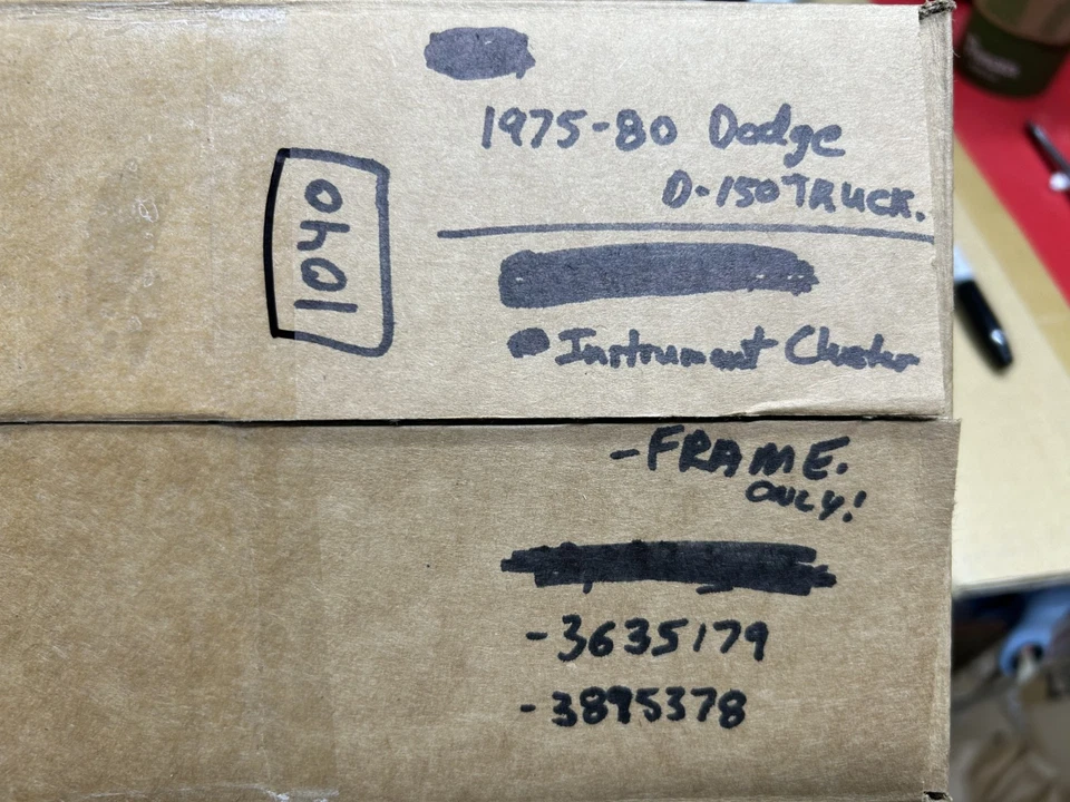Cuadro de instrumentos para camioneta Dodge D-100 75-80 calibre - Serie D D150 D200 D300 Foto 2 de 4