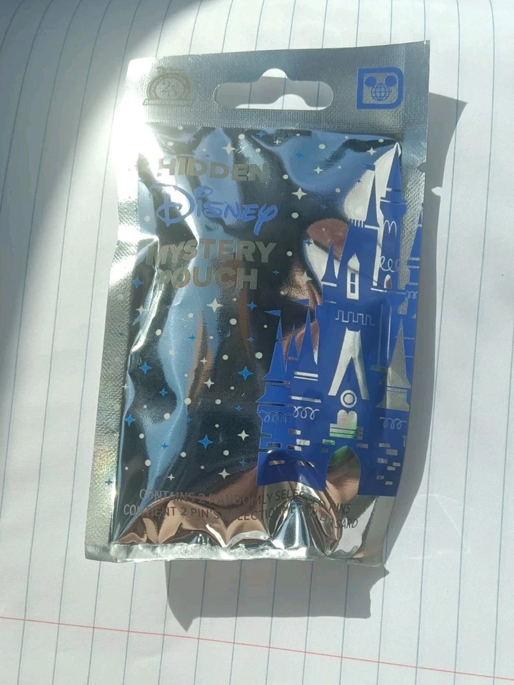Bolsas misteriosas ocultas de Mickey de Walt Disney World 2025 3 paquetes 2 prendedores por paquete Foto 4 de 4