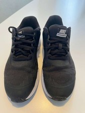 Nike Star Runner Kids Running Shoes Athletic Sneakers Lace-Up Size 5Y Black