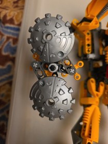 Lego Bionicle  Keetongu   #8755  (Titans)   100% Complete No Instructions 