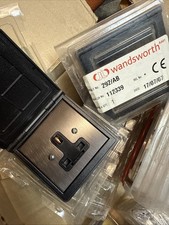 Wandsworth Floor Mounted Single Socket Un Switched 292/AB