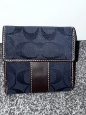 Coach Wallet Signature Black Bifold 5.5x4 Medium Wallet/Card Holder