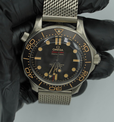 OMEGA Seamaster James Bond 007 Diver 300M 210.90.42.20.01.001