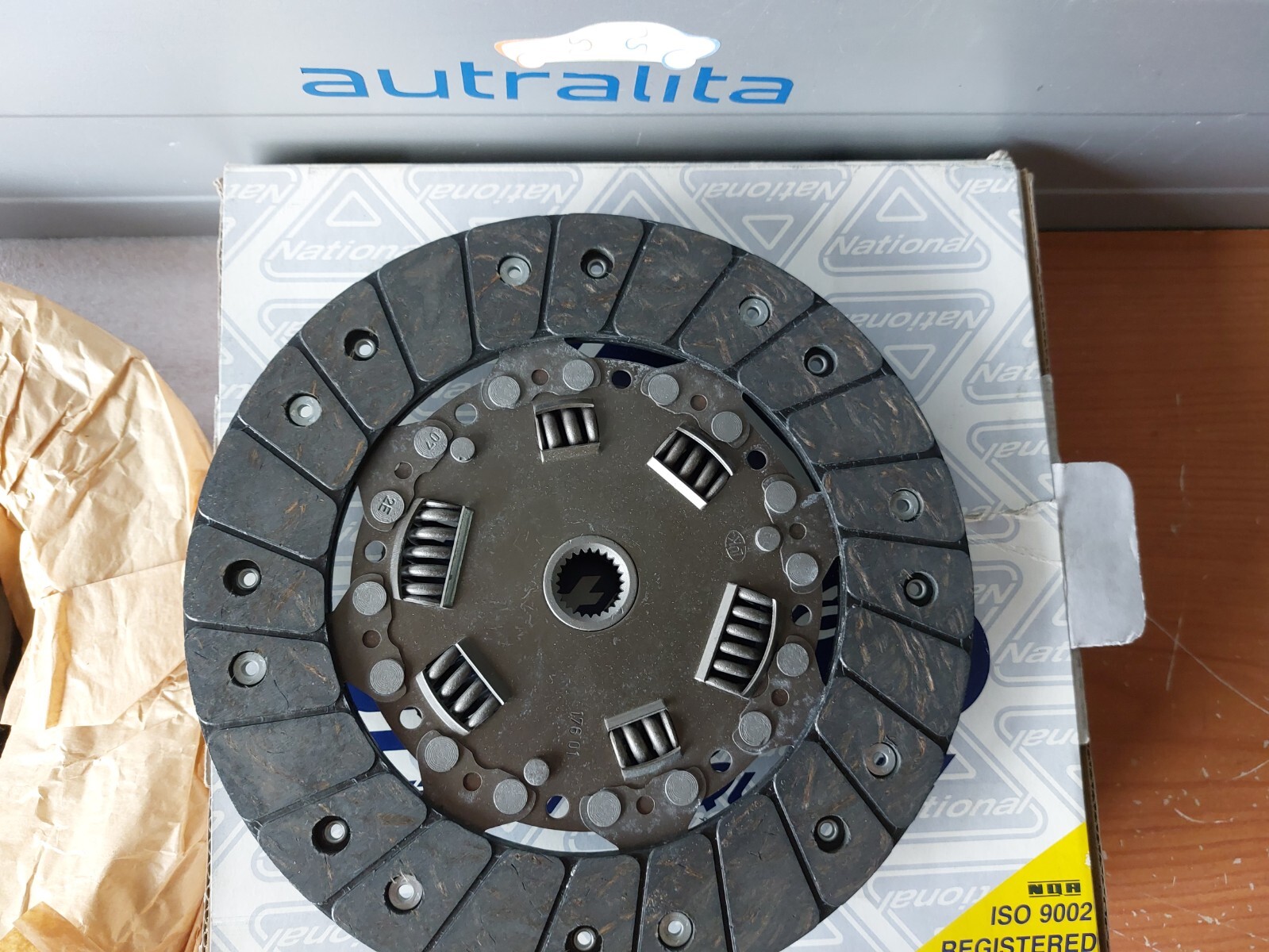 New National NCK727 Clutch Kit For Audi 80 B2, 100 C3, VW Passat 