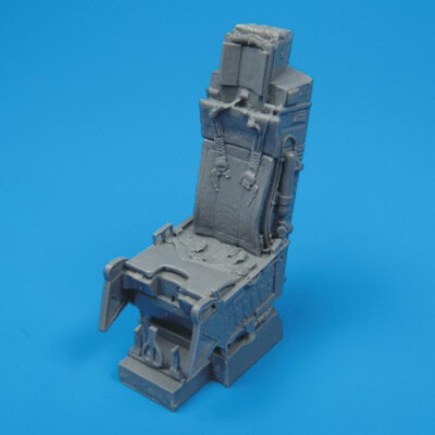 QBT32003 1:32 Quickboost F-15A F-15C Eagle Ejection Seat with Safety Belts