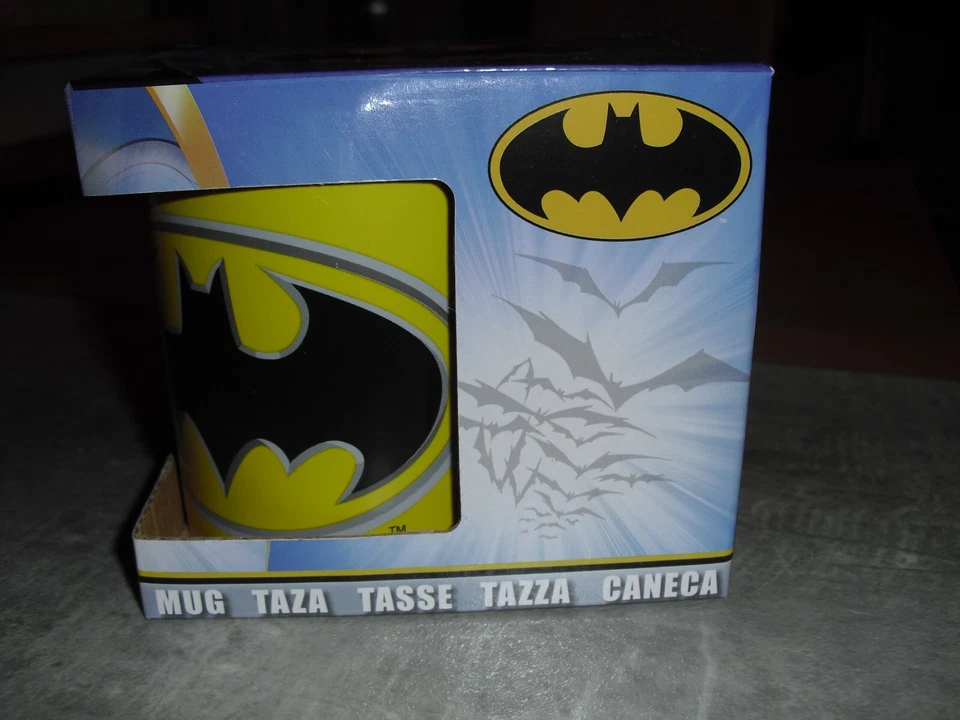 Neu und original verpackt: BATMAN TASSE - Bild 3 von 4
