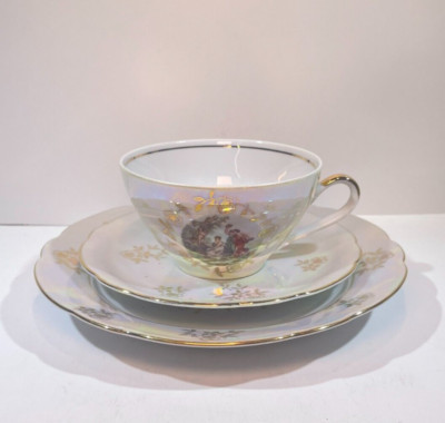 Kahla Madonna Porcelain Floral 3-Tier China Made Teacup with Saucer w/ Plate