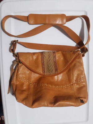 The SAK Silverlake Crossbody Satchel Leather Fold Hobo Shoulder Bag Purse  Camel