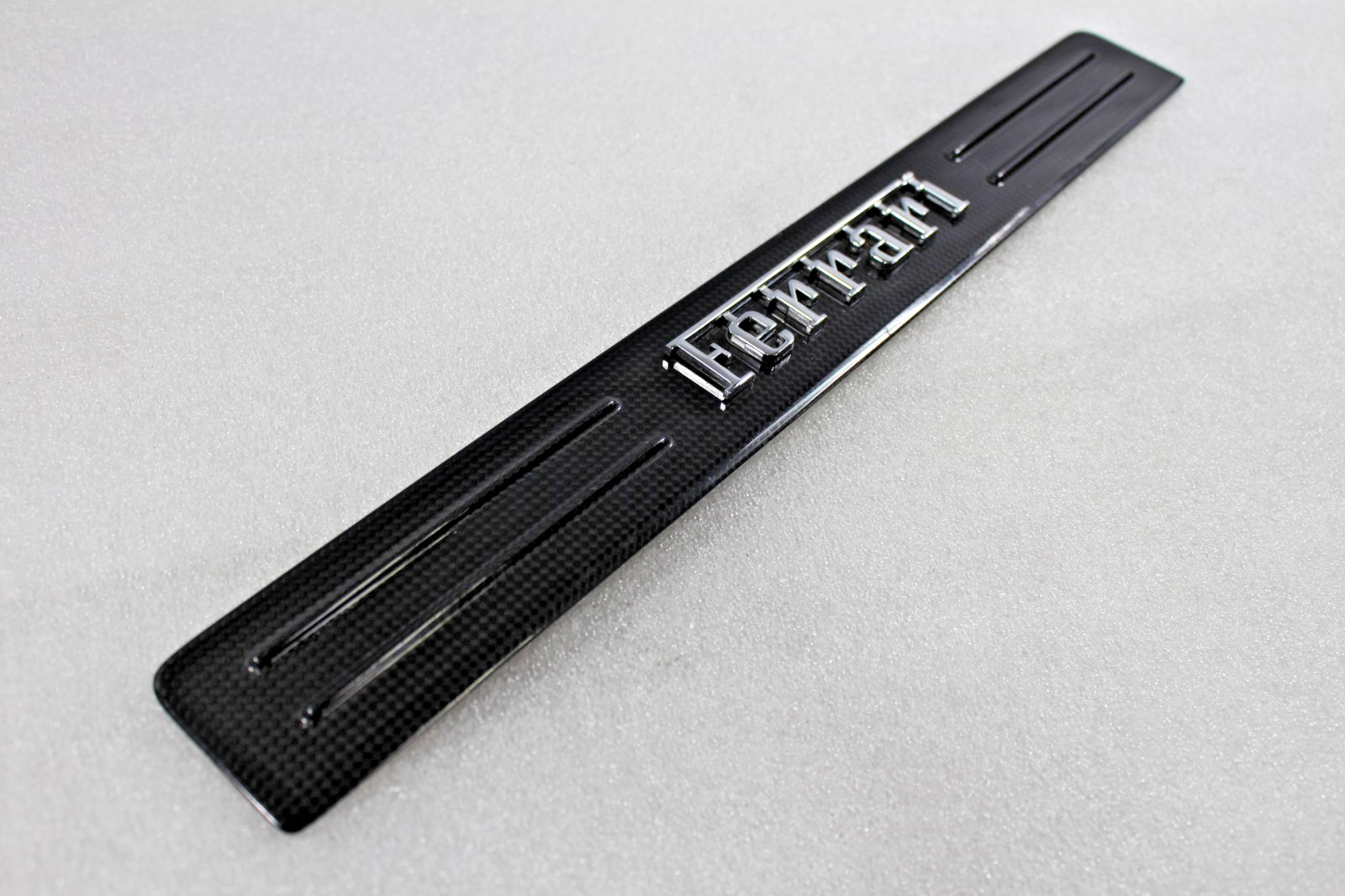 Ferrari 296 GTB, LH, Left, Carbon Fiber Door Step Plate, Dmg, Used, P/N 811482