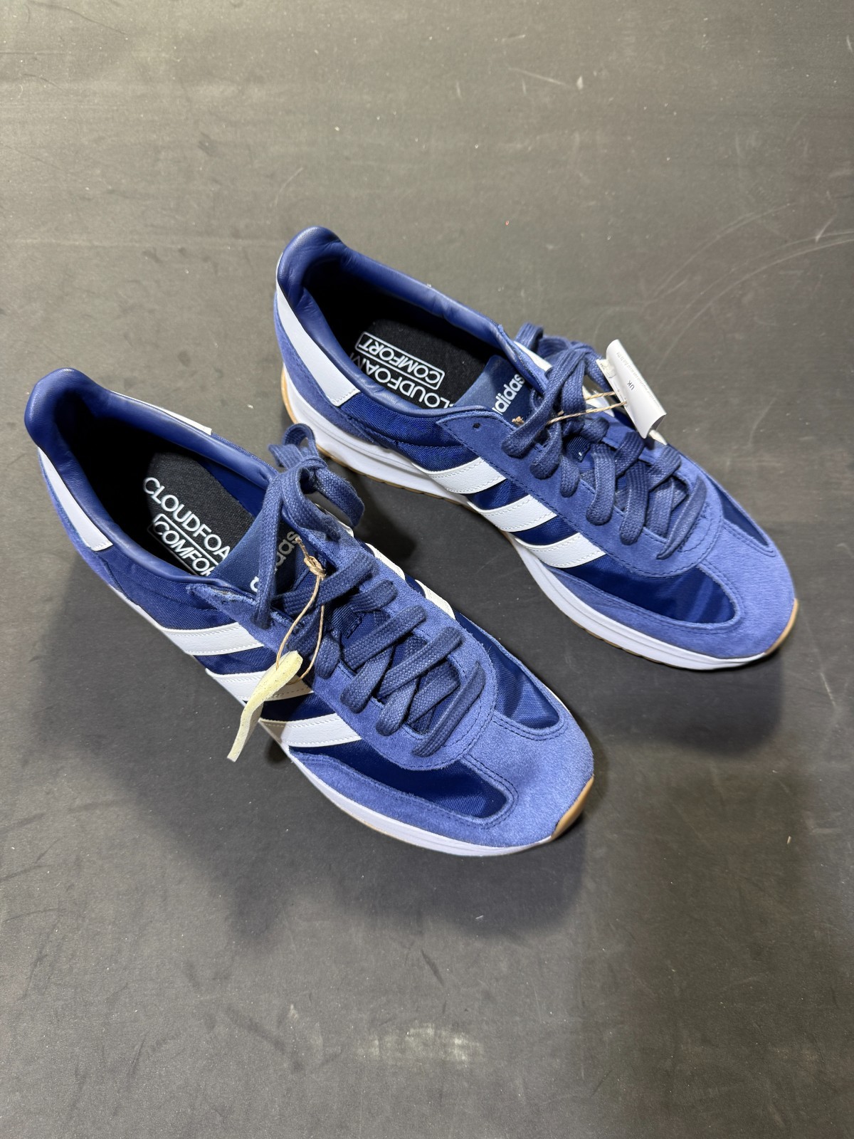 Adidas Run 70s 2.0 Men's Sportswear Shoes Sneakers  IH8586 size 10.5