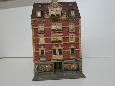Pola H0 191 Stadthaus Paradies-Bar Profi-patiniert mit Biergarten Hinterhof HO