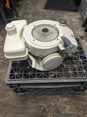 #ad Vintage 1977 Tecumseh 2 stroke 3 HP Vertical Shaft All Original $395.97