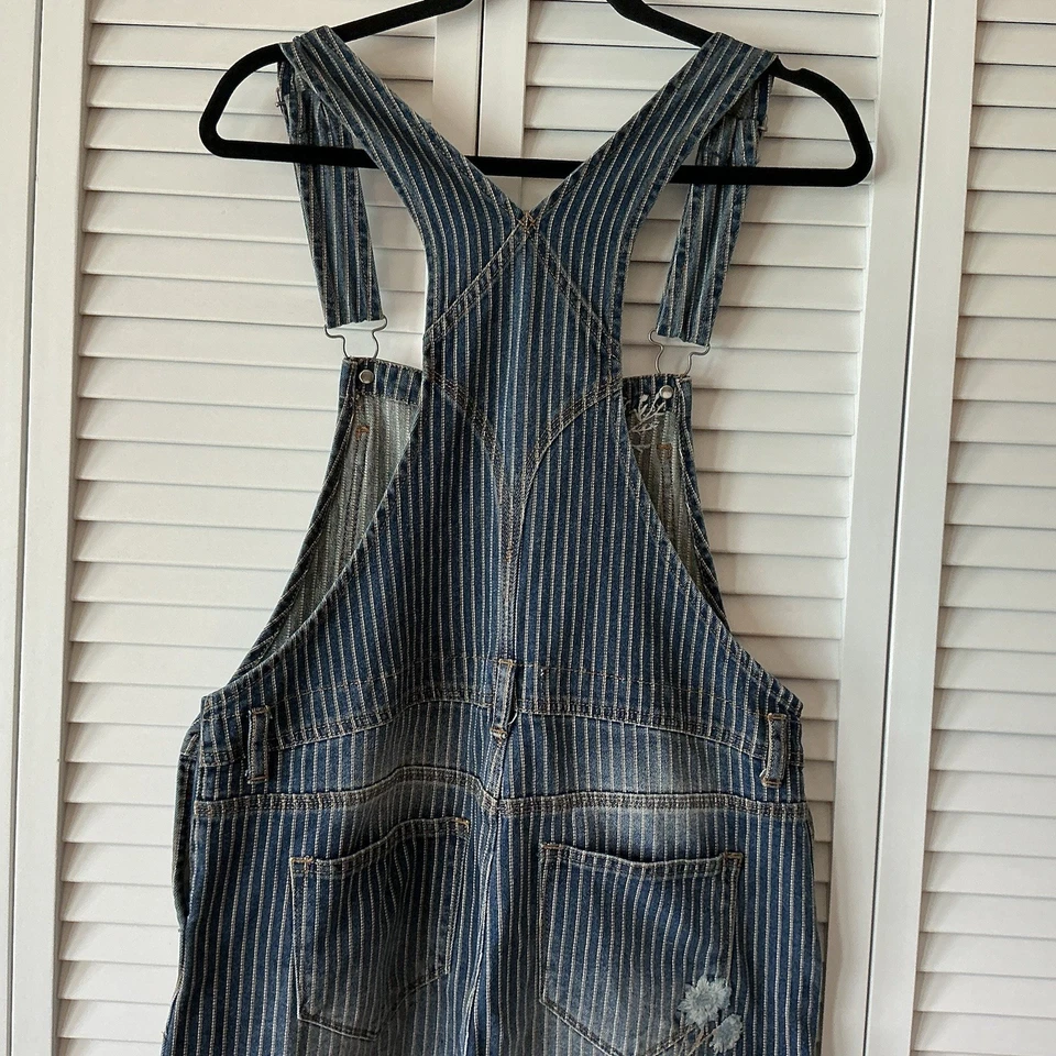 Mono vaquero a rayas bordado floral Free People Driftwood para mujer talla S Foto 4 de 4