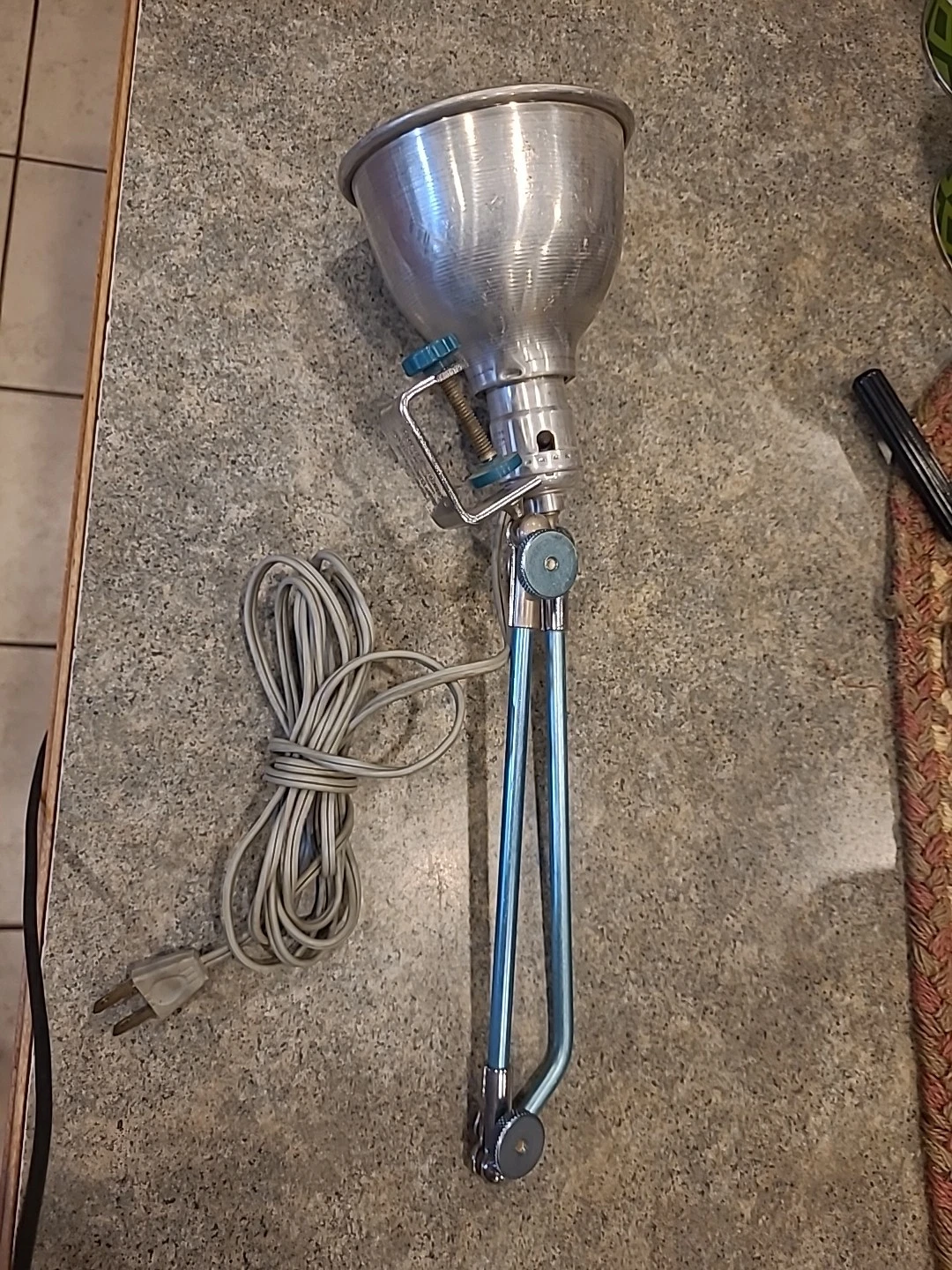 VTG Babee Tenda Bottle-Tenda Articulated Childs Lamp
Opens in a new window or tab