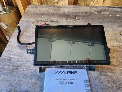 Alpine iLX-W650 7 inch Mechless In-Dash Receiver