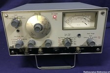 MARCONI TF 2303 AM modulation measurement from 25 to 520 MHz in 5 bands.