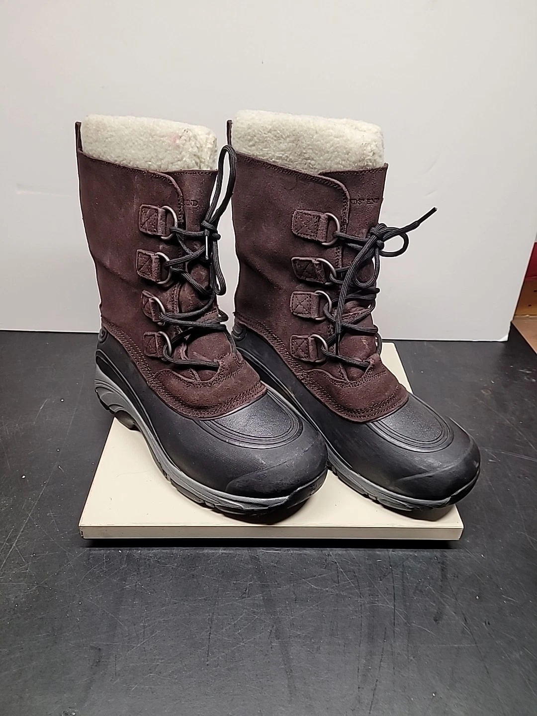 LANDS END Men’s Insulated Leather Brown Waterproof Boots 394765 Size 8D