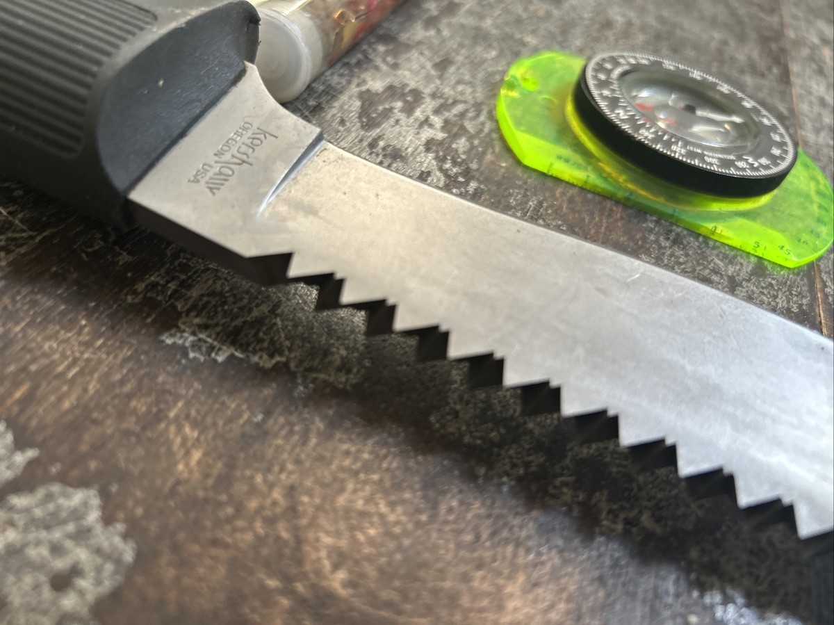 ウィンナー伯爵 RARE KERSHAW 1005 JAPANESE HATTORI MFG. SURVIVAL KNIFE w