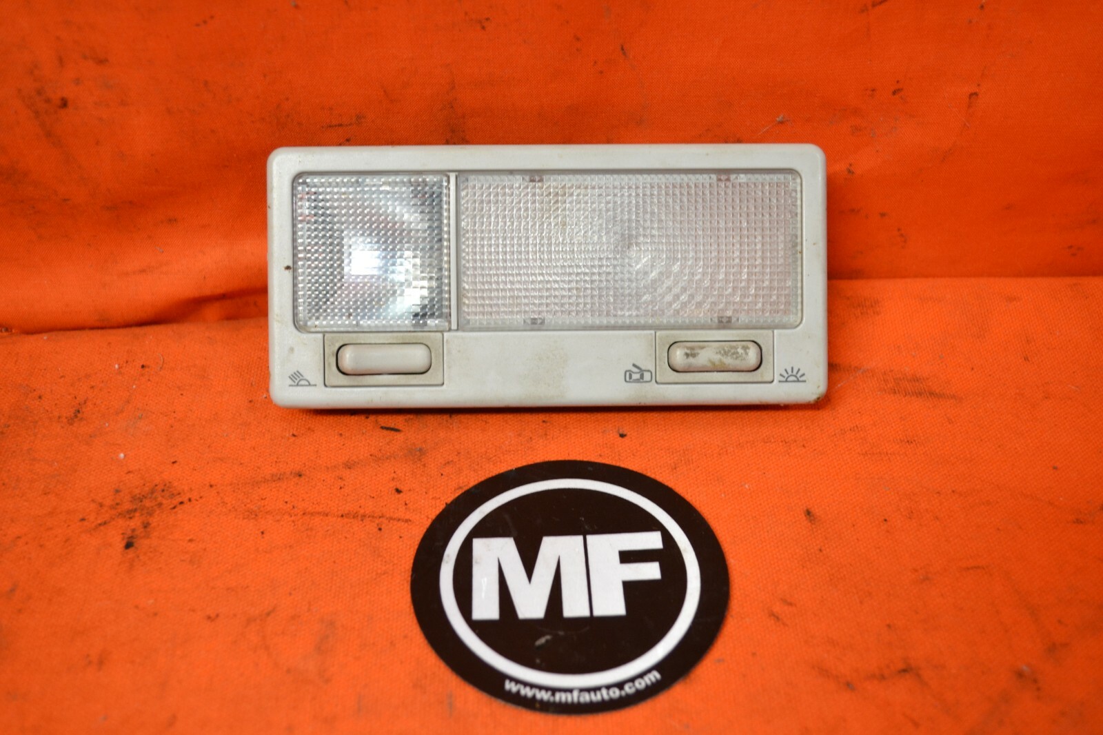 VW T4 EUROVAN Rialta Front Dome Light 357 947 105B eBay