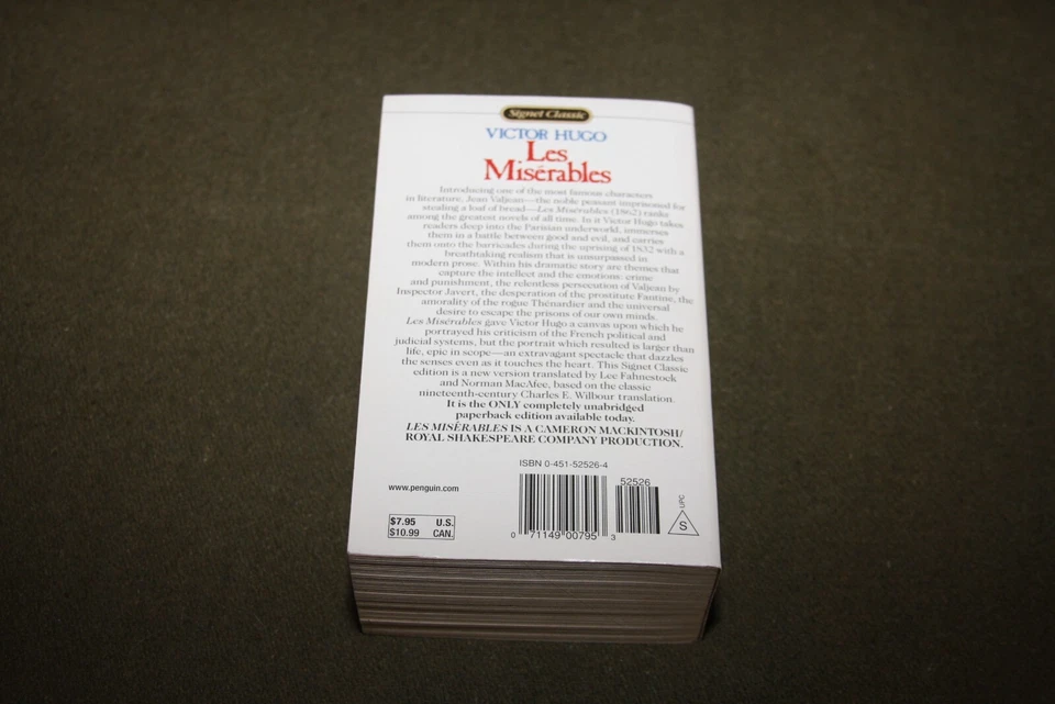 Les Miserables by Victor Hugo 1987 PB Signet Classic - Image 4 of 4