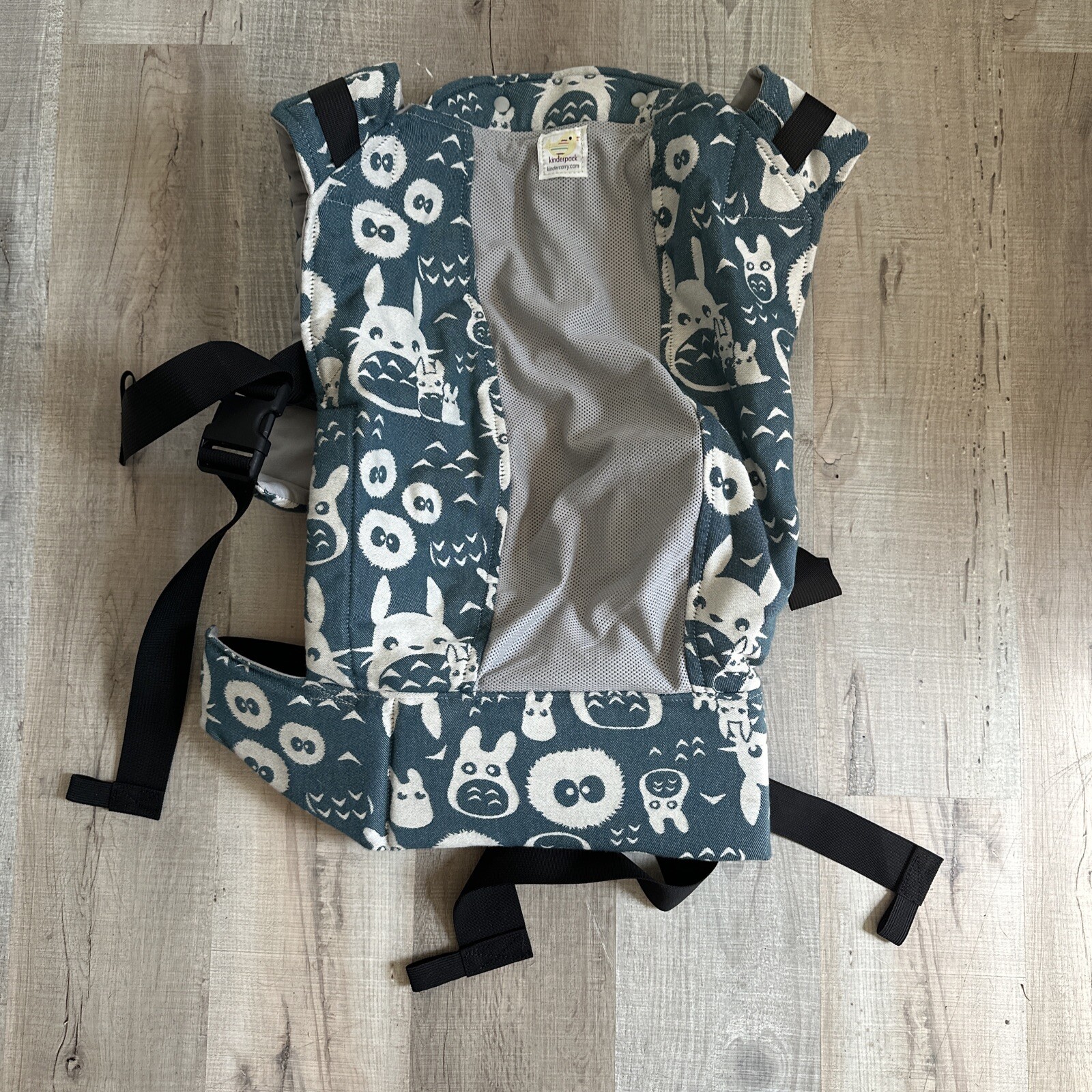 KinderCarry Baby Carriers Studio Ghibli Totoro Kinderpack Preschool 35