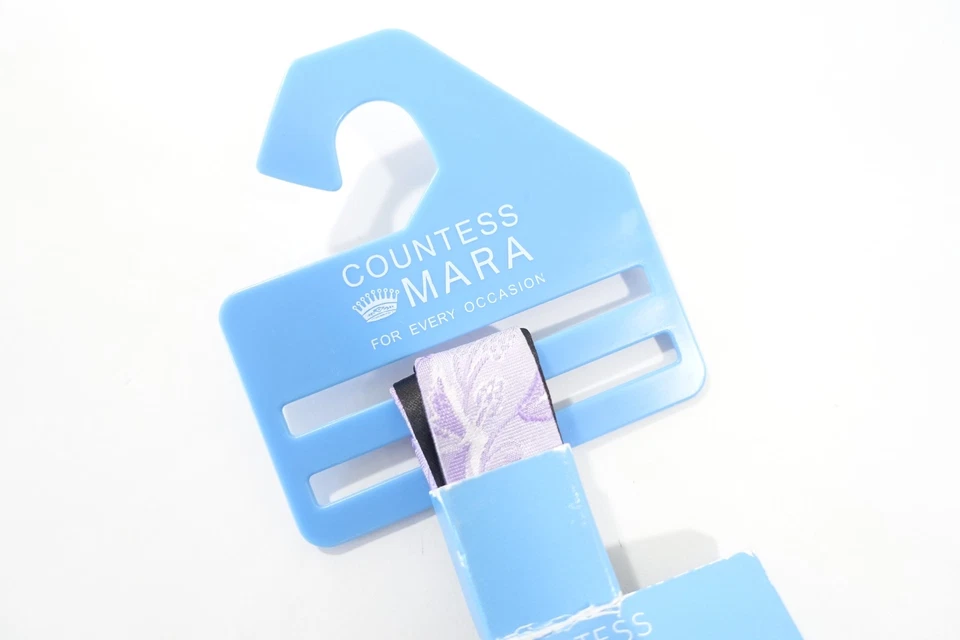 PAJARITA CONDESA MARA LYONS FLORES FLORALES LAVANDA PÚRPURA MEZCLA SEDA CUELLO PARA HOMBRE  Foto 2 de 4