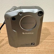 FUJIFILM FinePix 4800 Zoom Compact Digital Camera Tested Working Japan
