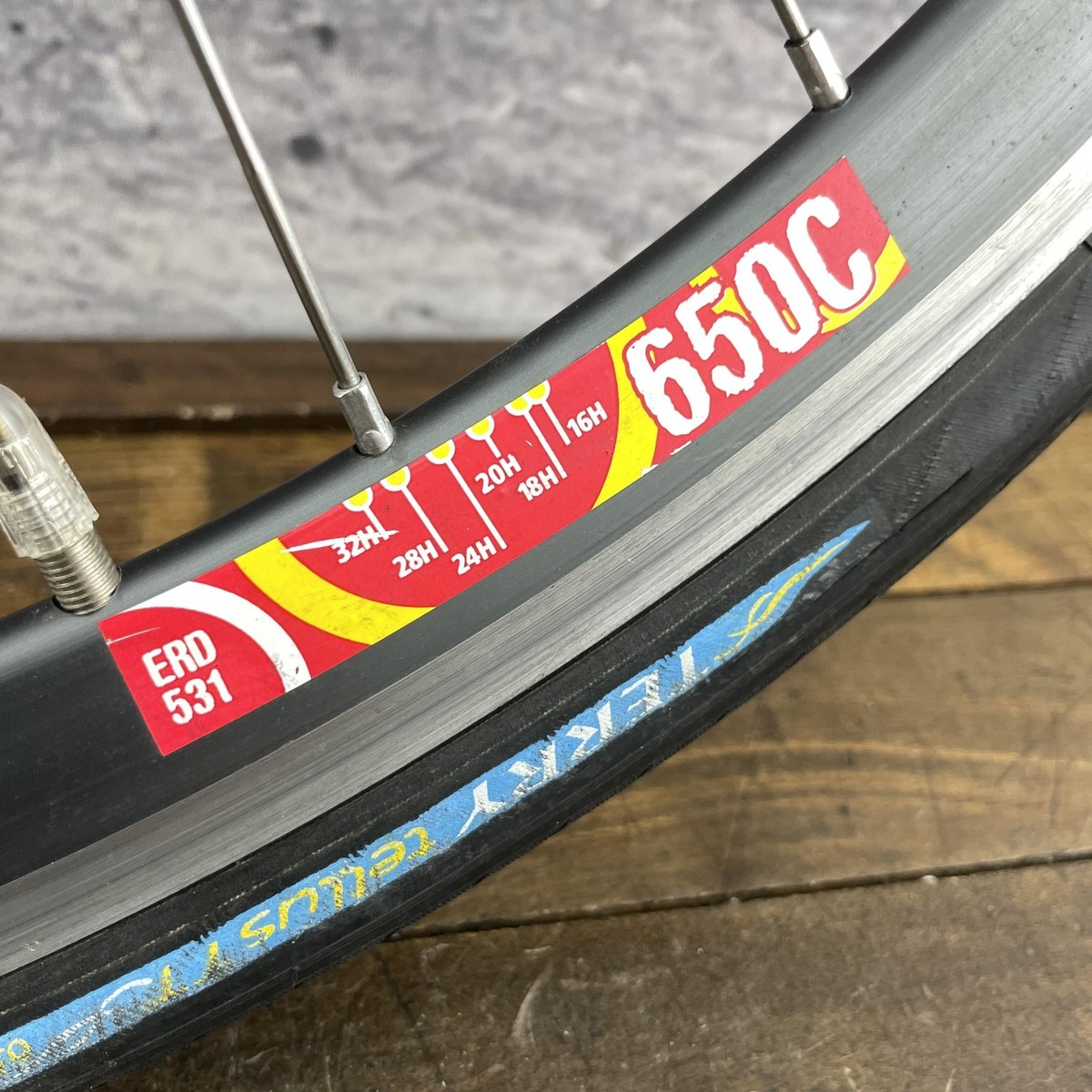 パーツ Velocity DEEP V 650c 36h パーツ Velocity DEEP V 650c 36h 650C Velocity Deep-V Wheelset TT