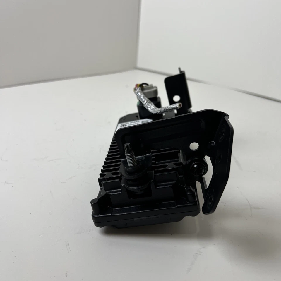 2019 DODGE RAM 1500 BODY FRONT CAMERA WINDSHIELD MOUNTED 68320948AL OEM - Image 2 of 4