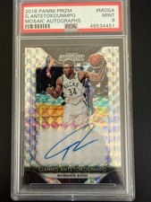 Giannis Antetokounmpo #MO-GA 2018-19 Panini Prizm Mosaic Autographs PSA 9 Bucks