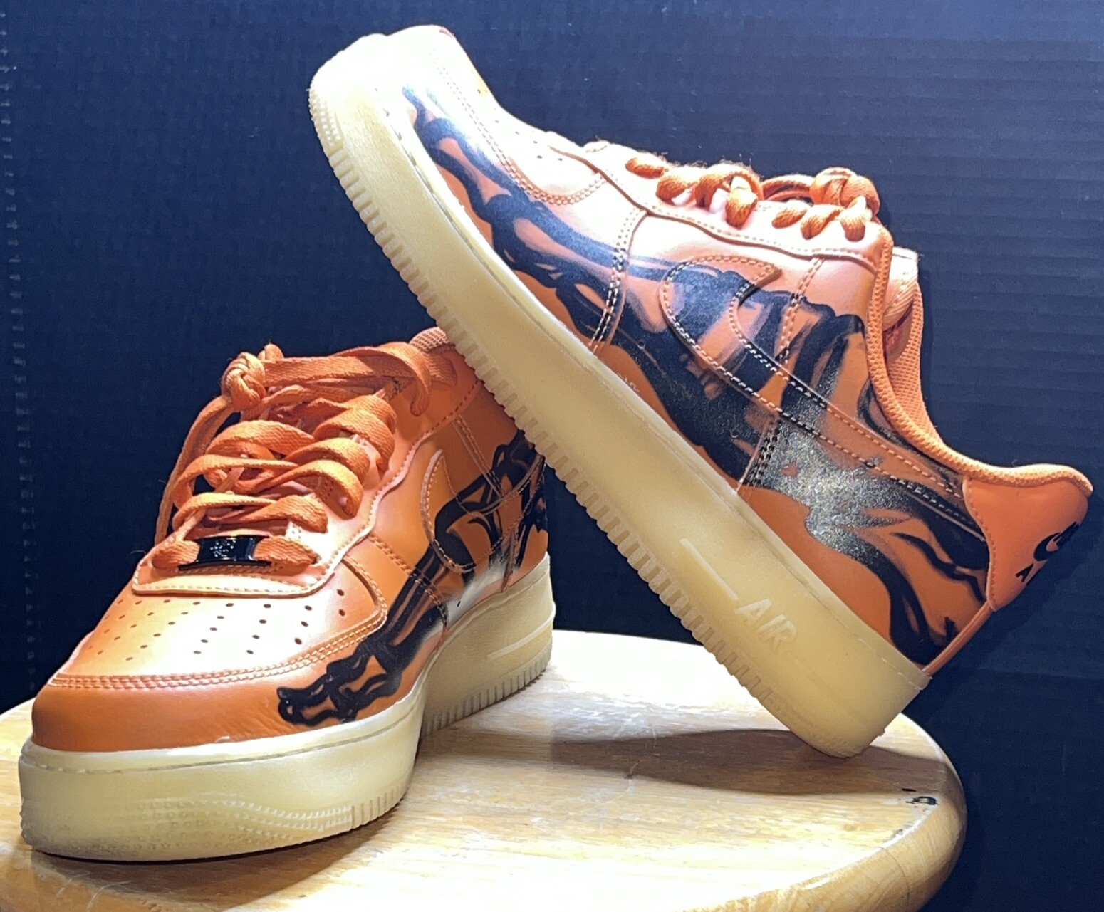 2020 Nike Air Force Low “Orange Skeleton Halloween” CU8067-800