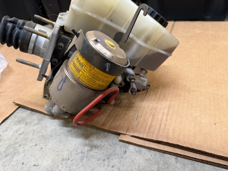 2014-2019 Lexus Gx460 ABS Brake Booster Pump w/ Master Cylinder