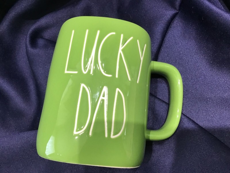 RAE DUNN LUCKY DAD large MUG shamrock green NEVER USED! NEW! EXCELLENT