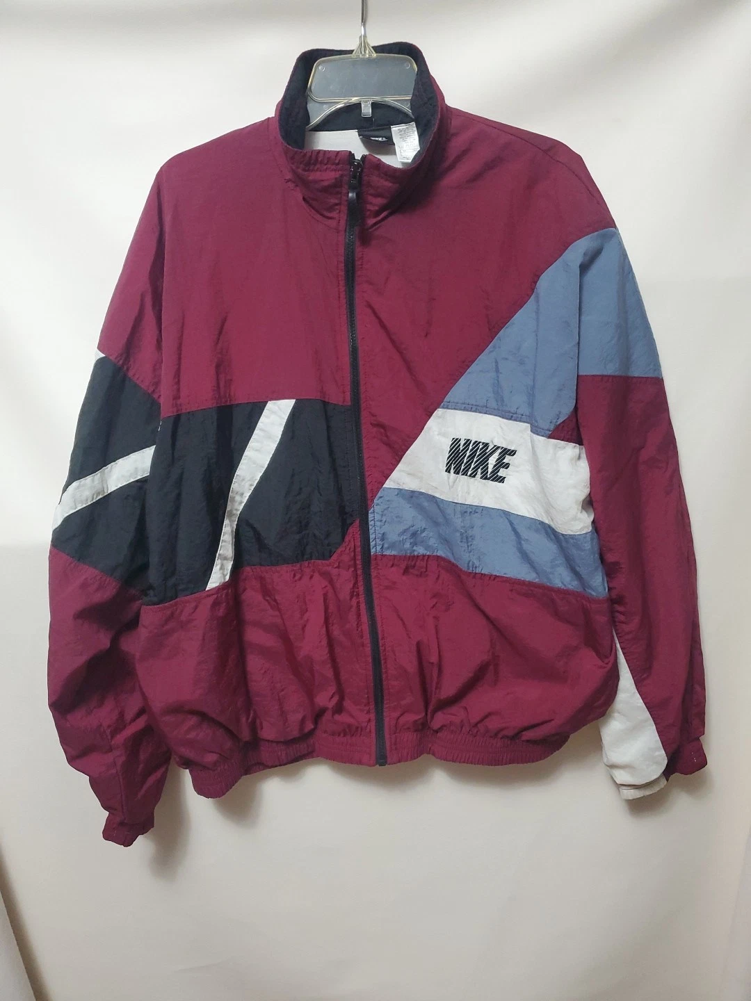 Vintage Nike Maroon Windbreaker Soft shell Jacket Track L