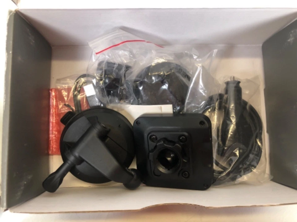 Garmin Dezl OTR820 Trucking GPS Navigator with 8" Touchscreen 010-02925-00 - Image 3 of 4