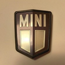 NOS Classic British Leyland Austin Rover Mini Bonnet Shield Badge BMC BL CZH4378