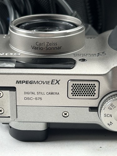 Sony Cybershot MPEG Movie Ex DSC-S75 avec étui Ambico et cordon d'alimentation LIRE DESC. - Photo 18/24