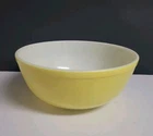 Vintage PYREX #404 Yellow Primary Color 4 QT Large Mixing Nesting Bowl NICE!